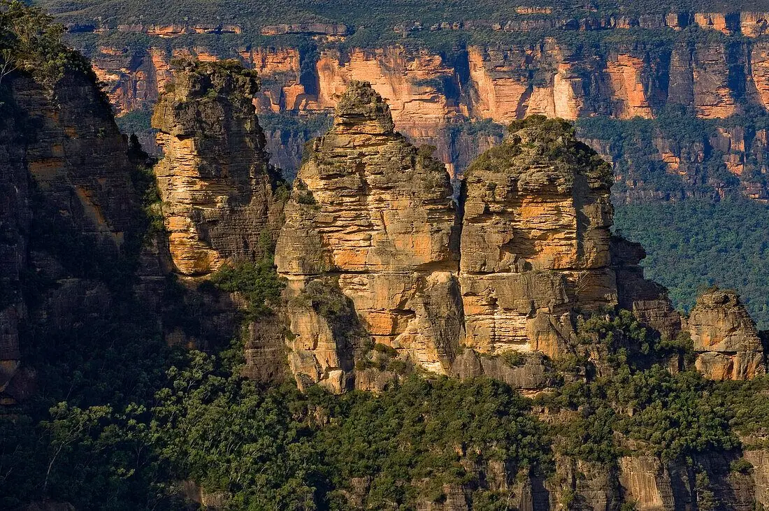The Three Sisters rock formation in the Blue Mountains, New South Wales